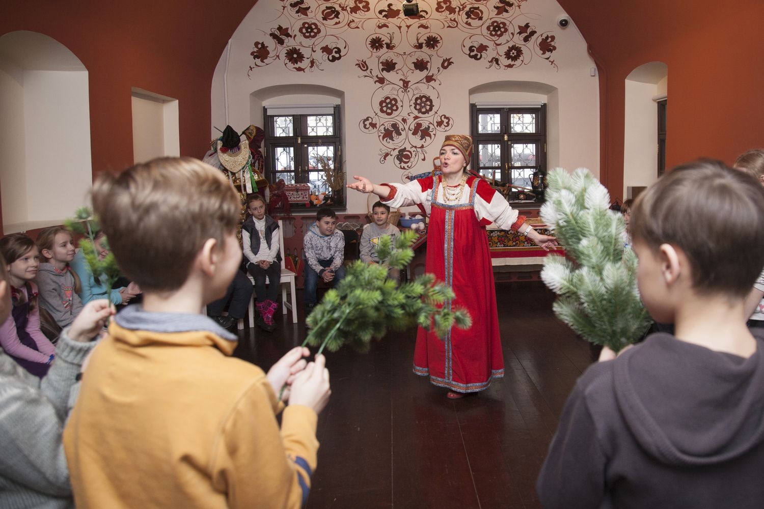 Программа «Новогодний калейдоскоп, или Праздничный переполох в «Стрелецких палатах» – события на сайте «Московские Сезоны»