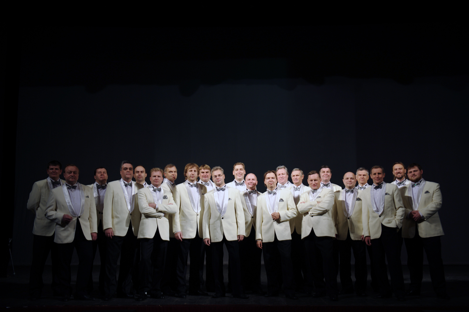 «Закружилась листва золотая» в Москонцерте на Пушечной – события на сайте «Московские Сезоны»