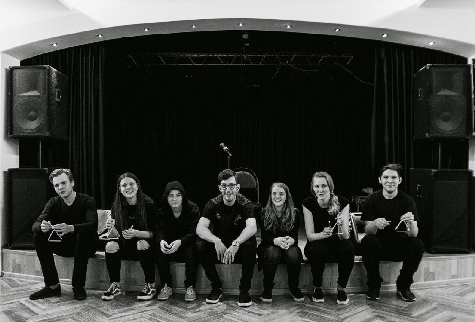 Спектакль «Вне…» на творческой площадке «МосАРТ» – события на сайте «Московские Сезоны»