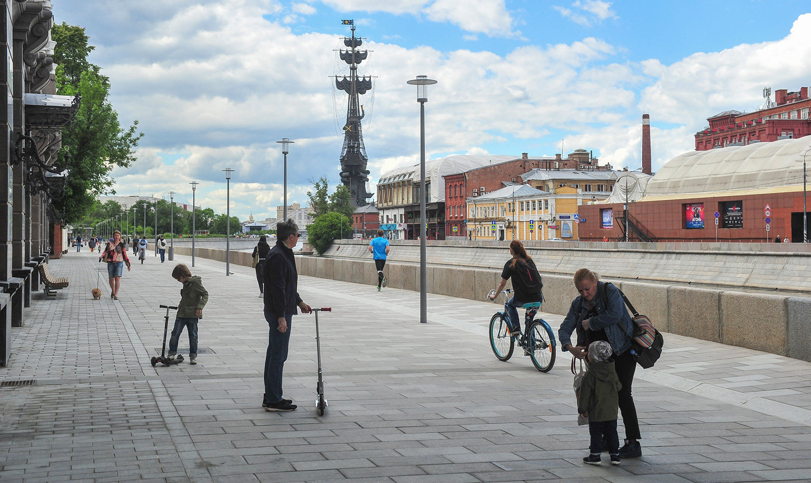 Пешеходная экскурсия «Московская панорама: через века за тысячу шагов» – события на сайте «Московские Сезоны»