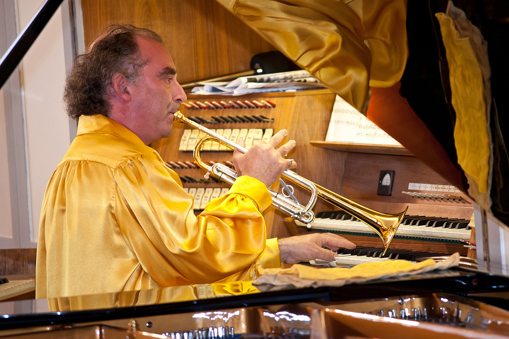 Концерт «JazzReframing. Франсис Видиль (орган Allen) и инструментальное шоу» – события на сайте «Московские Сезоны»