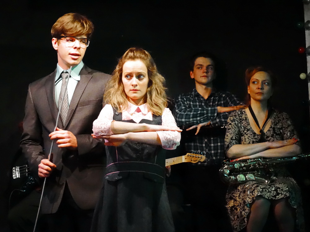 Спектакль «Мама меня любит» – события на сайте «Московские Сезоны»