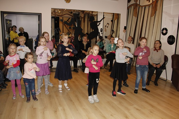 Ночь искусств «Природа открывает дорогу к песне, песня – вдохновляет на рисование» – события на сайте «Московские Сезоны»