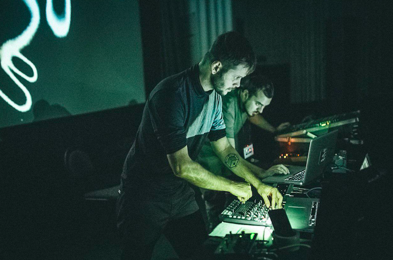 Перформанс TECHNE. Shapednoise & sYn «Metaphysical» – события на сайте «Московские Сезоны»