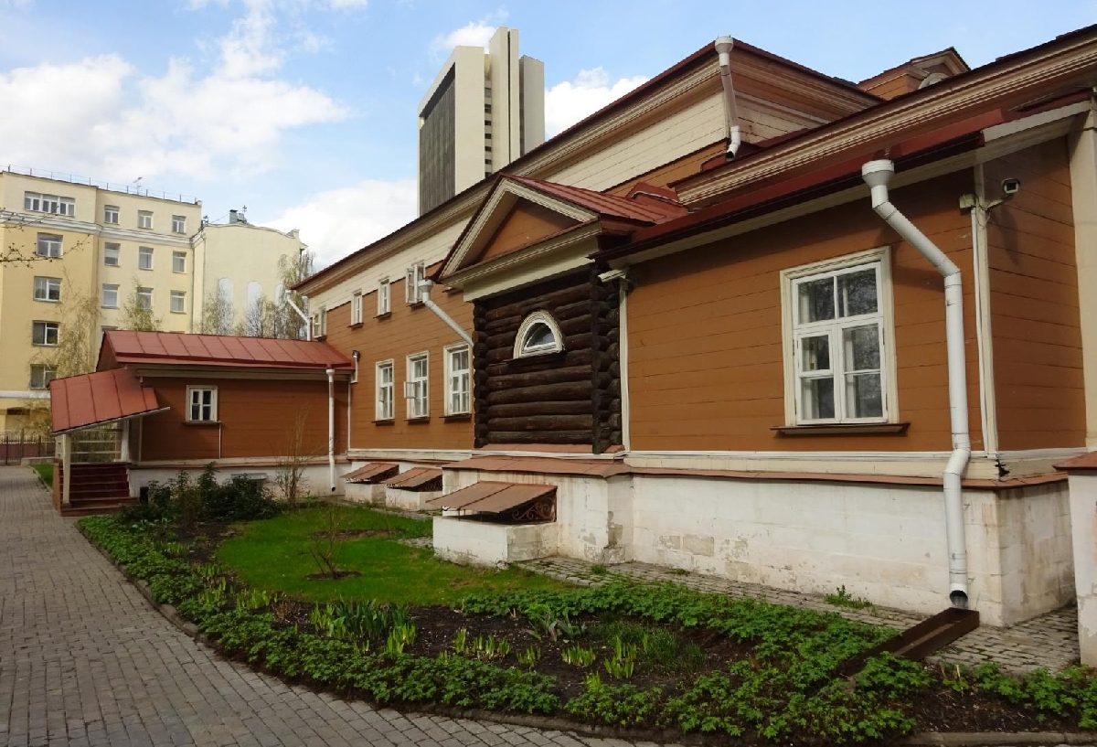 Спектакль «Пир» – события на сайте «Московские Сезоны»