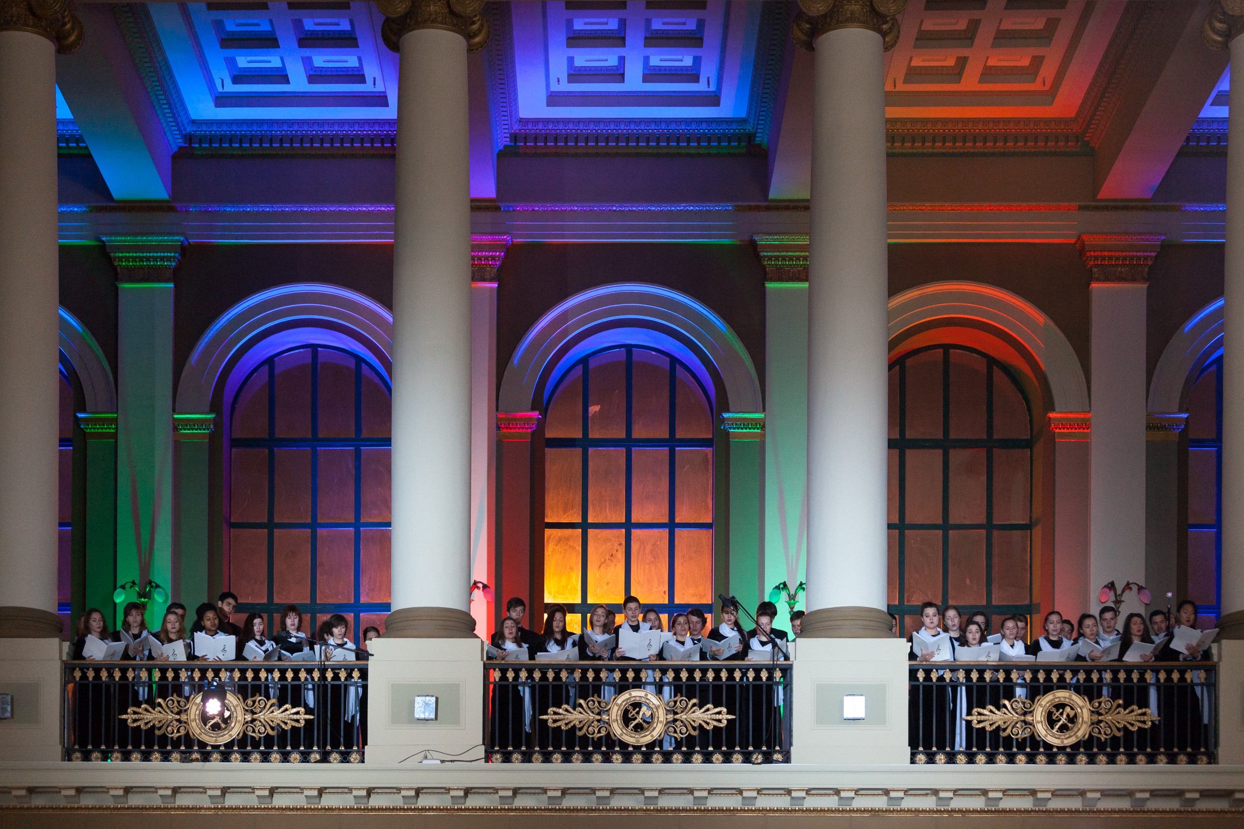 «Голос 60+» на Киевском вокзале – события на сайте «Московские Сезоны»