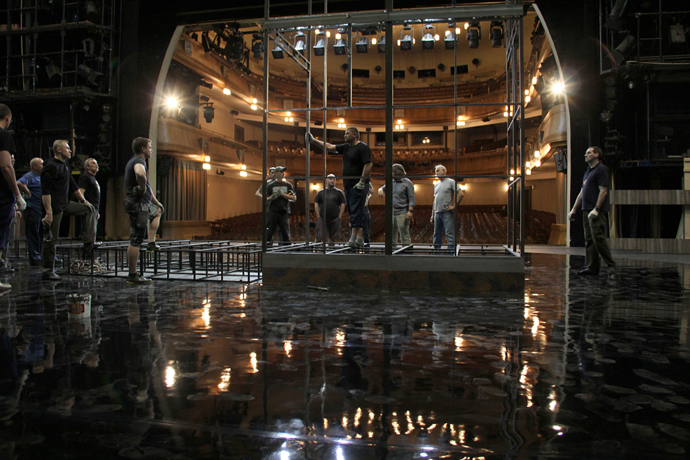 Экскурсия «Путешествие в закулисье. По мхатовским закоулкам» – события на сайте «Московские Сезоны»