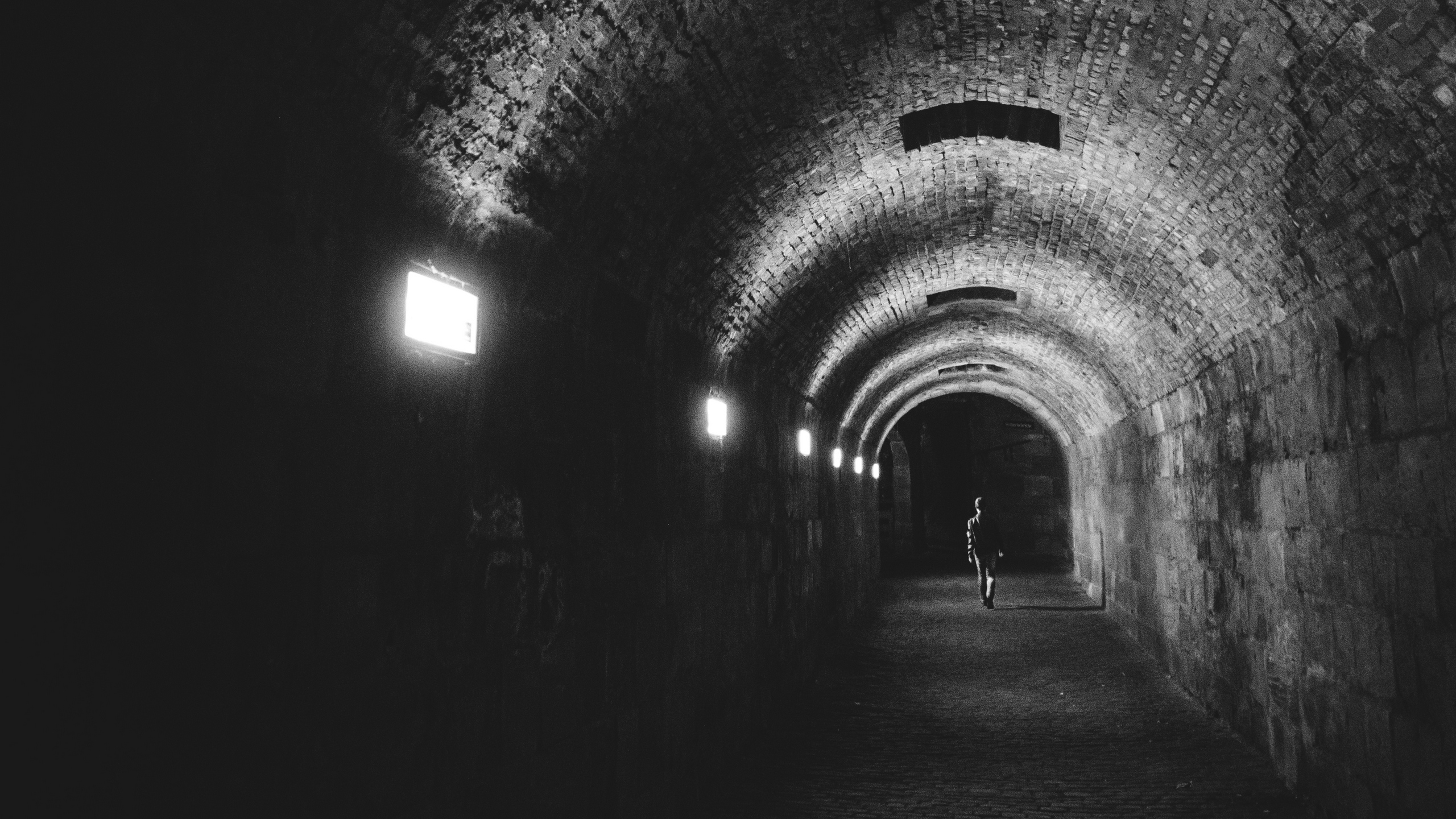 Перформанс «Погружение в ч/б» в Доме культуры «Экран» – события на сайте «Московские Сезоны»