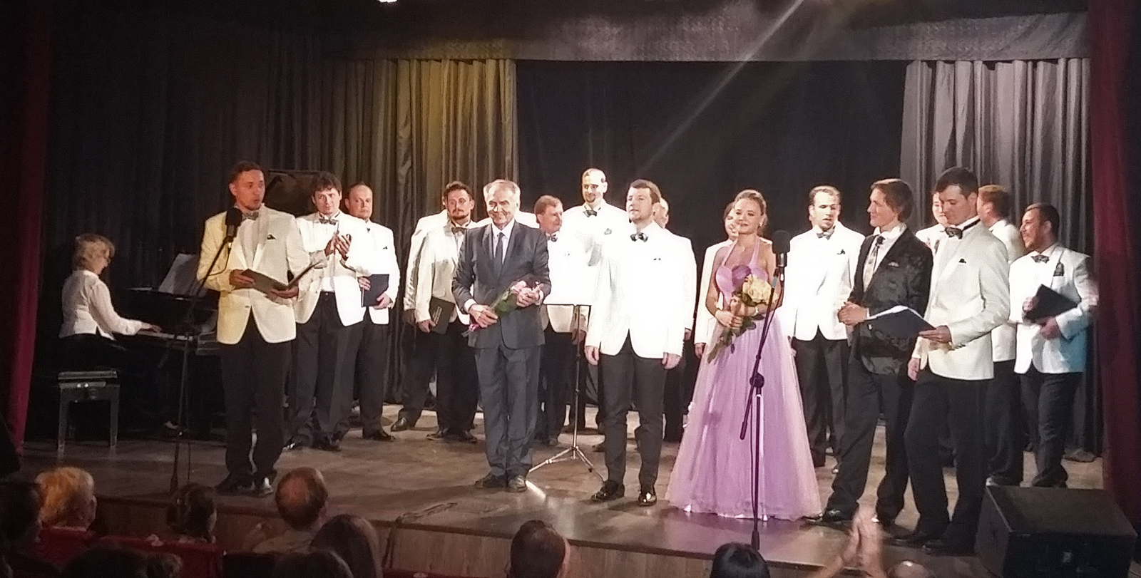 «Еще раз про любовь» в Центральном доме ученых – события на сайте «Московские Сезоны»