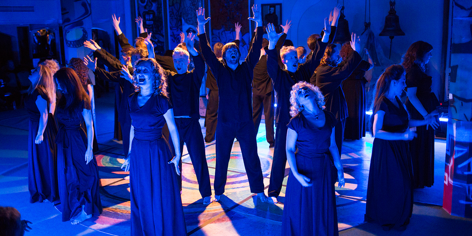 «Черное» в театре «Новая Опера» – события на сайте «Московские Сезоны»