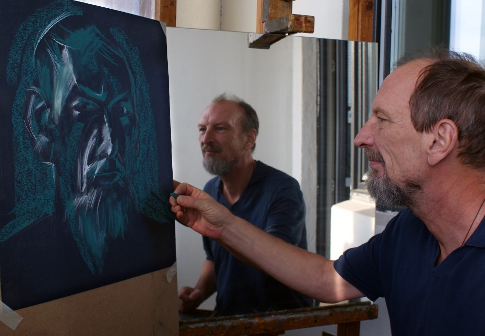 Открытие выставки «От букиниста до дизайнера» – события на сайте «Московские Сезоны»