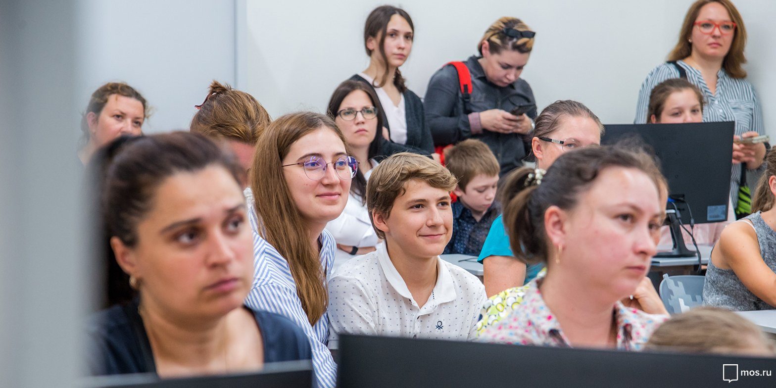 «Генеративный подход в аудиовизуальном перформансе и видео-арте» в Государственном центре современного искусства – события на сайте «Московские Сезоны»