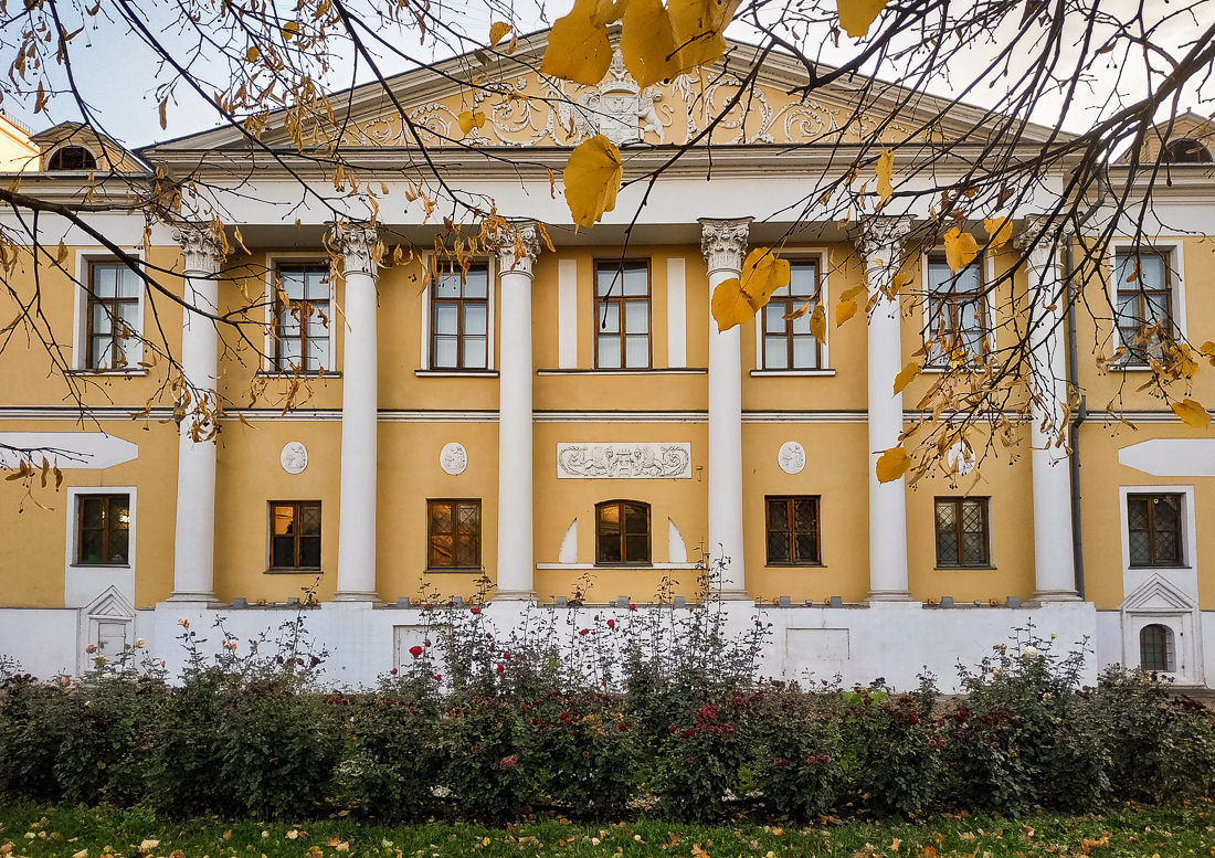 Вечер поэзии и переводов М. Ю. Ключникова – события на сайте «Московские Сезоны»