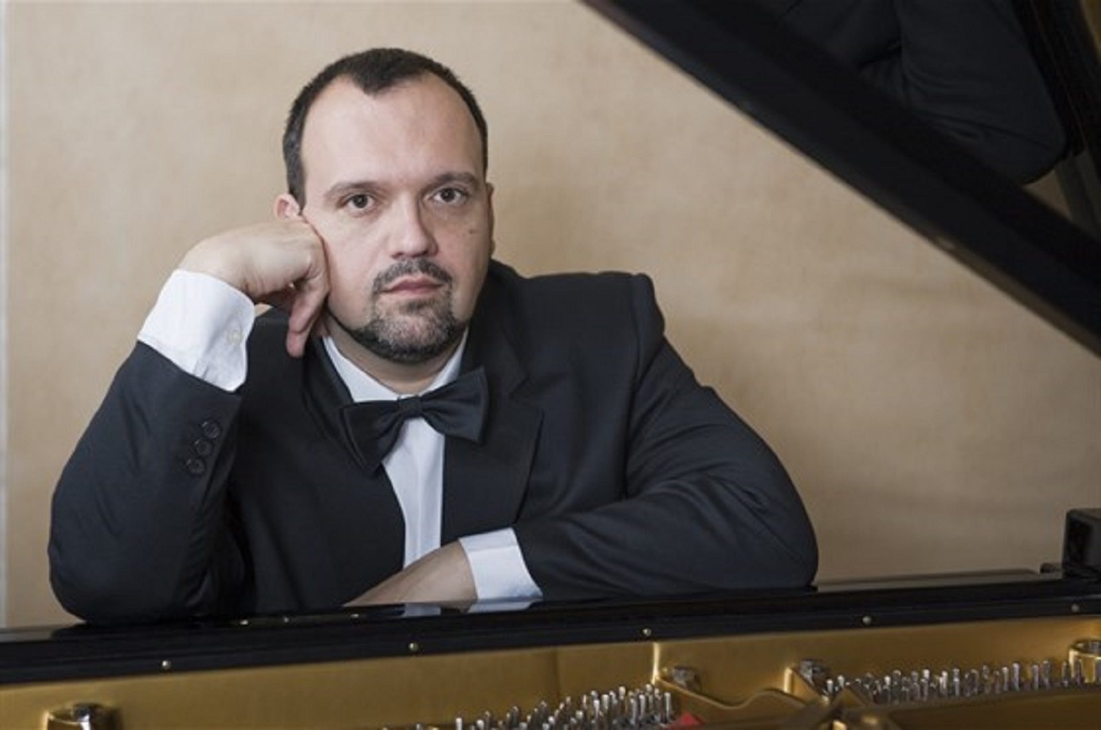 Концерт «Великие имена. Льву Власенко посвящается» – события на сайте «Московские Сезоны»