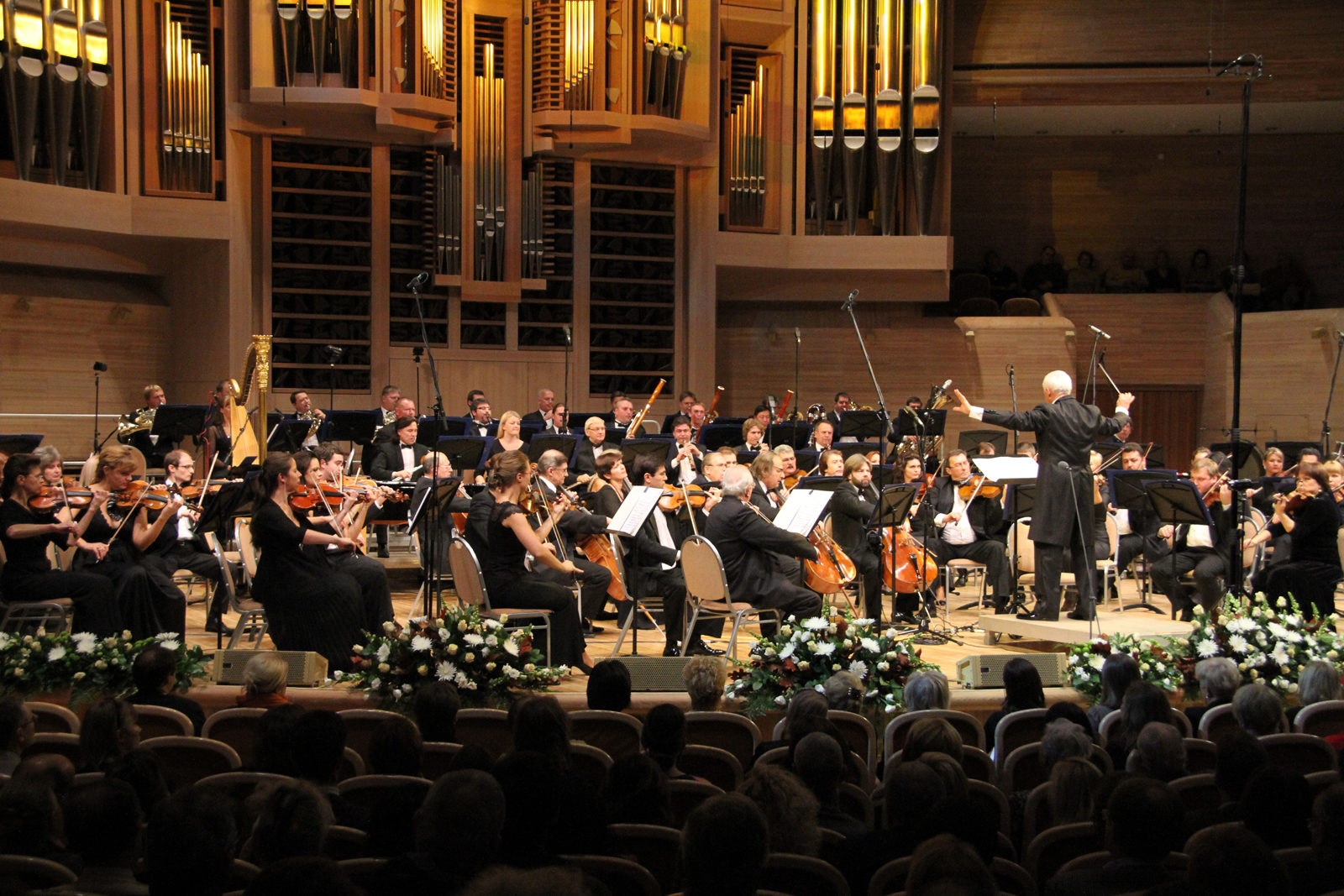 «“Виртуозы Москвы” — сегодня и завтра» в Концертном зале имени П.И. Чайковского – события на сайте «Московские Сезоны»