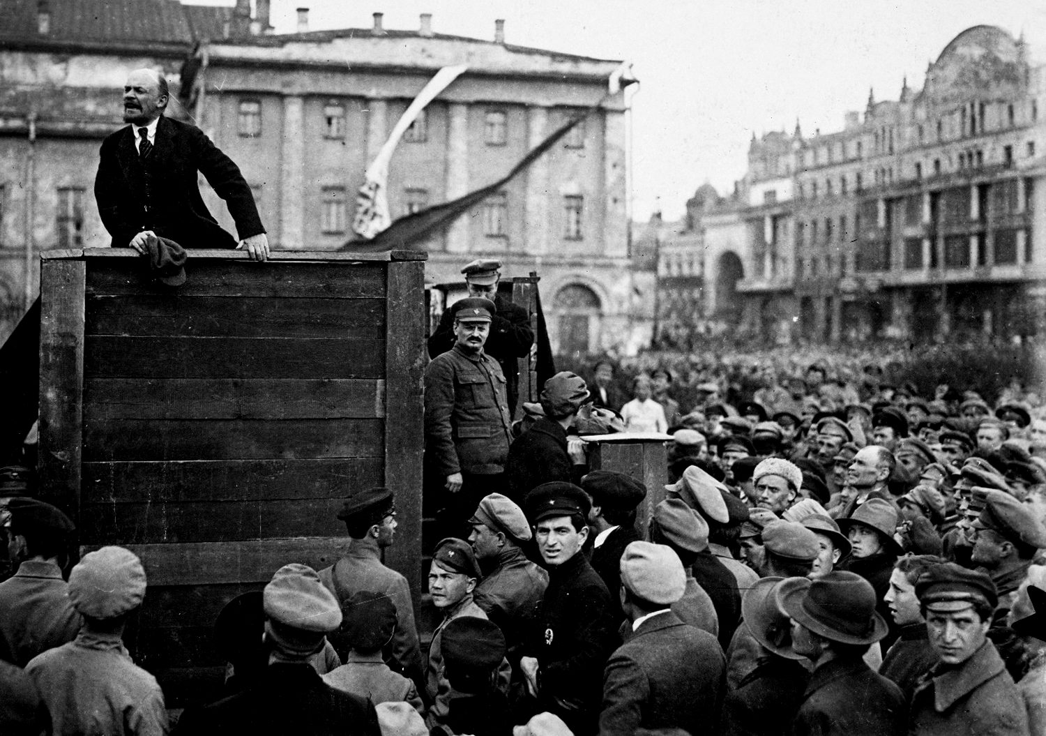 Лекция «Лодевейк Грондейс: военкор-профессор о русской революции 1917 года и Гражданской войне» – события на сайте «Московские Сезоны»