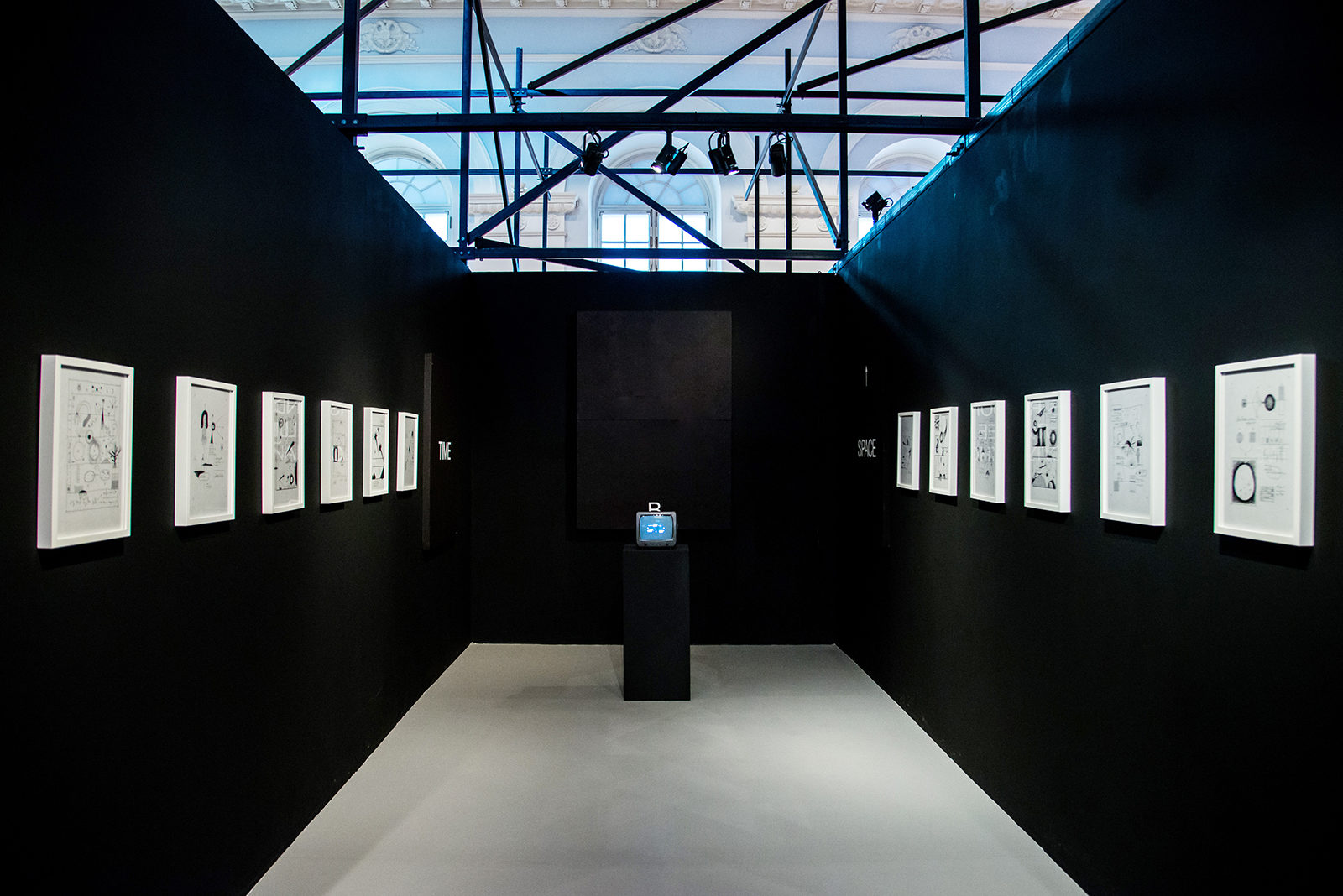 Юбилейная выставка Андрея Макаревича в «Мультимедиа-арт-музее» – события на сайте «Московские Сезоны»