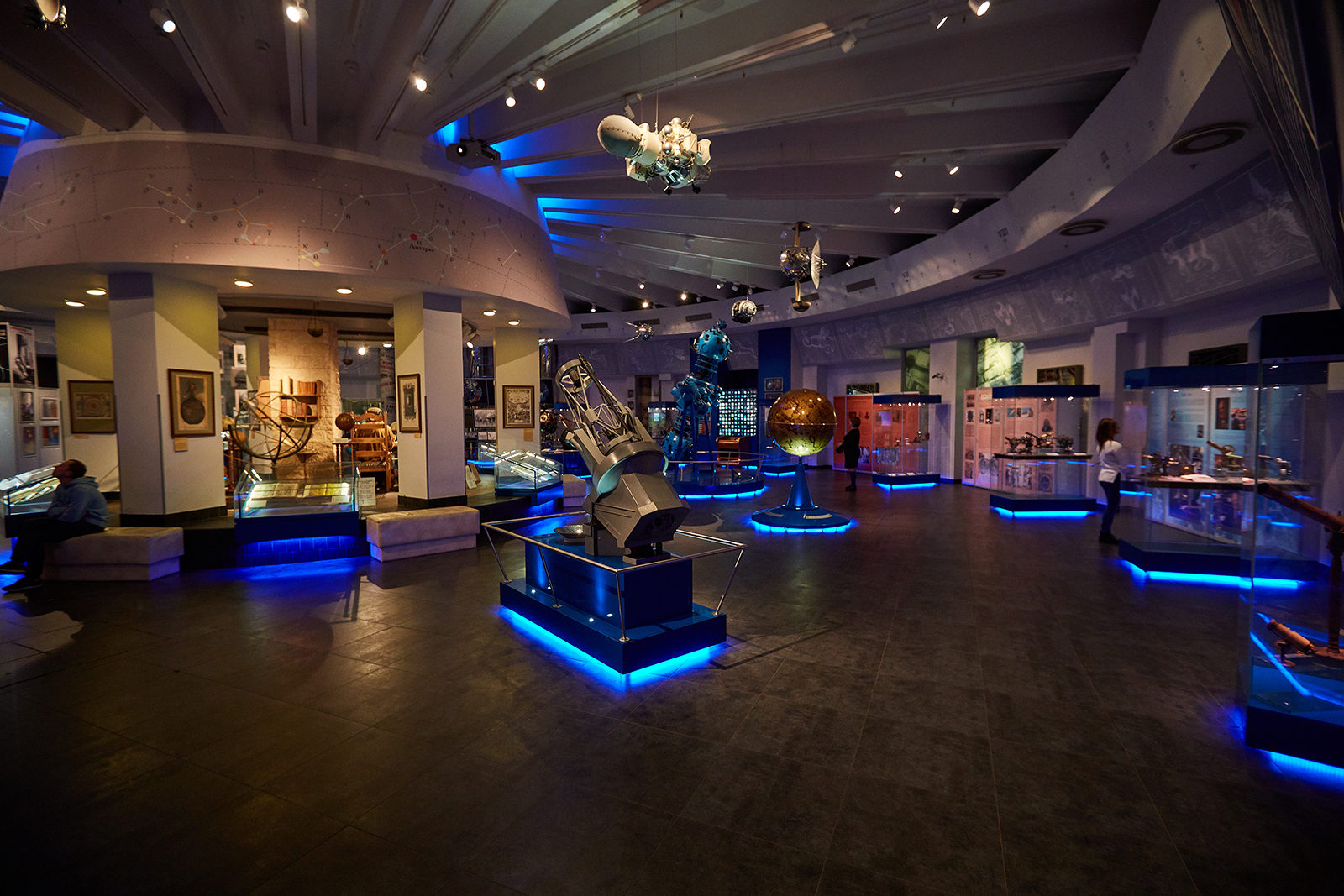 Лекция «Универсальное распределение во Вселенной» в Московском планетарии – события на сайте «Московские Сезоны»