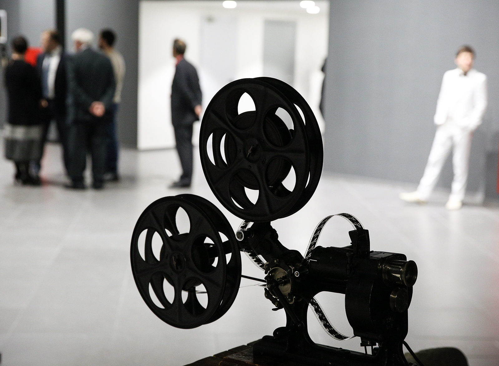 Встреча с создателями фильма «Алиса» в Парке Горького – события на сайте «Московские Сезоны»