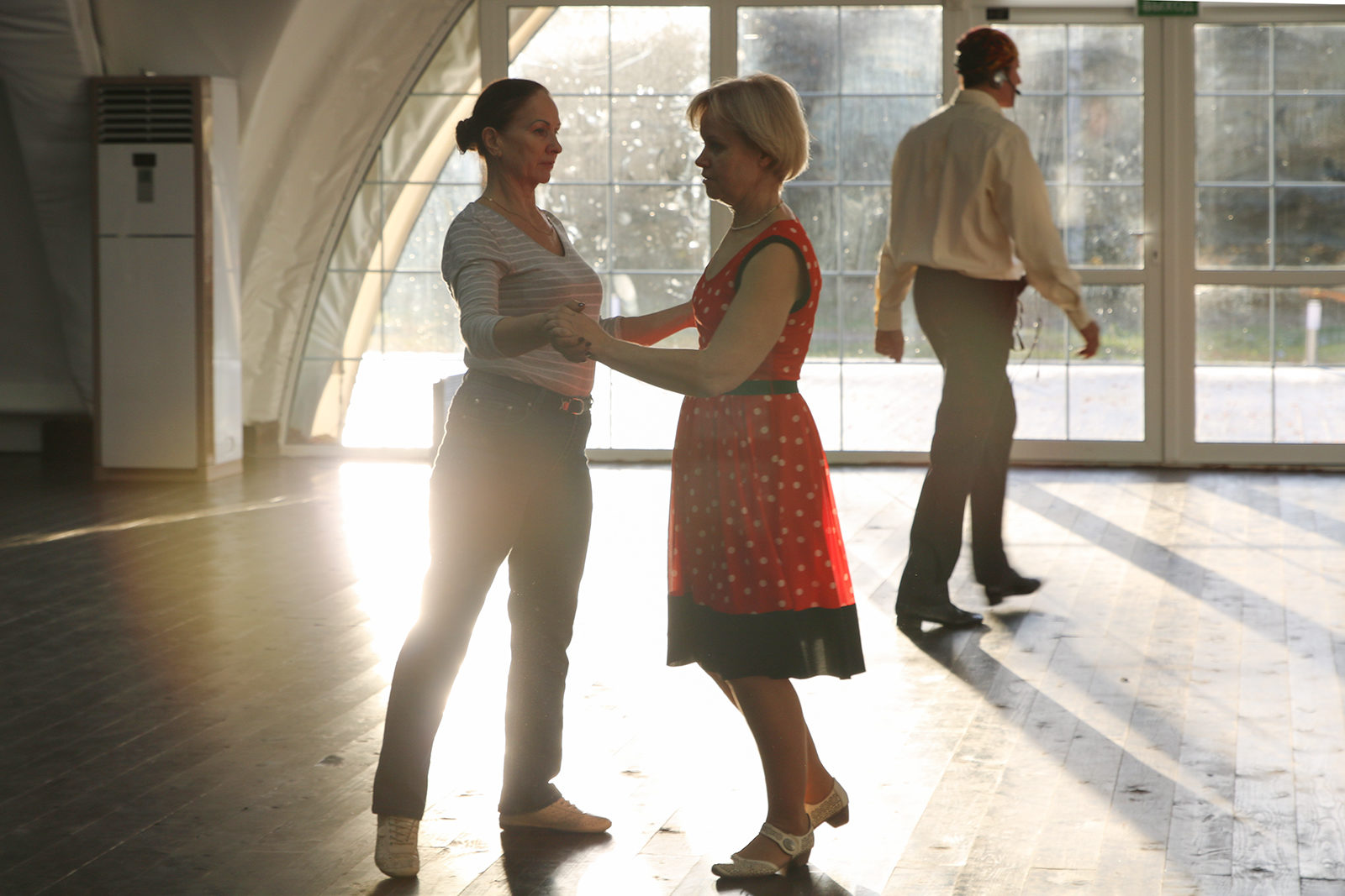 Открытый урок по танцам в парке Победы – события на сайте «Московские Сезоны»