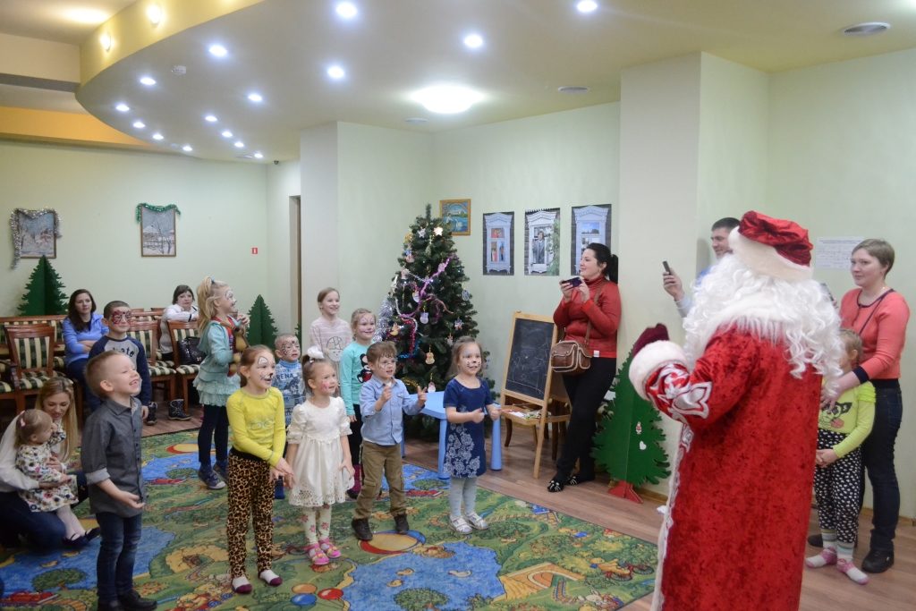 Праздничная программа «В Новый год приходит сказка» – события на сайте «Московские Сезоны»