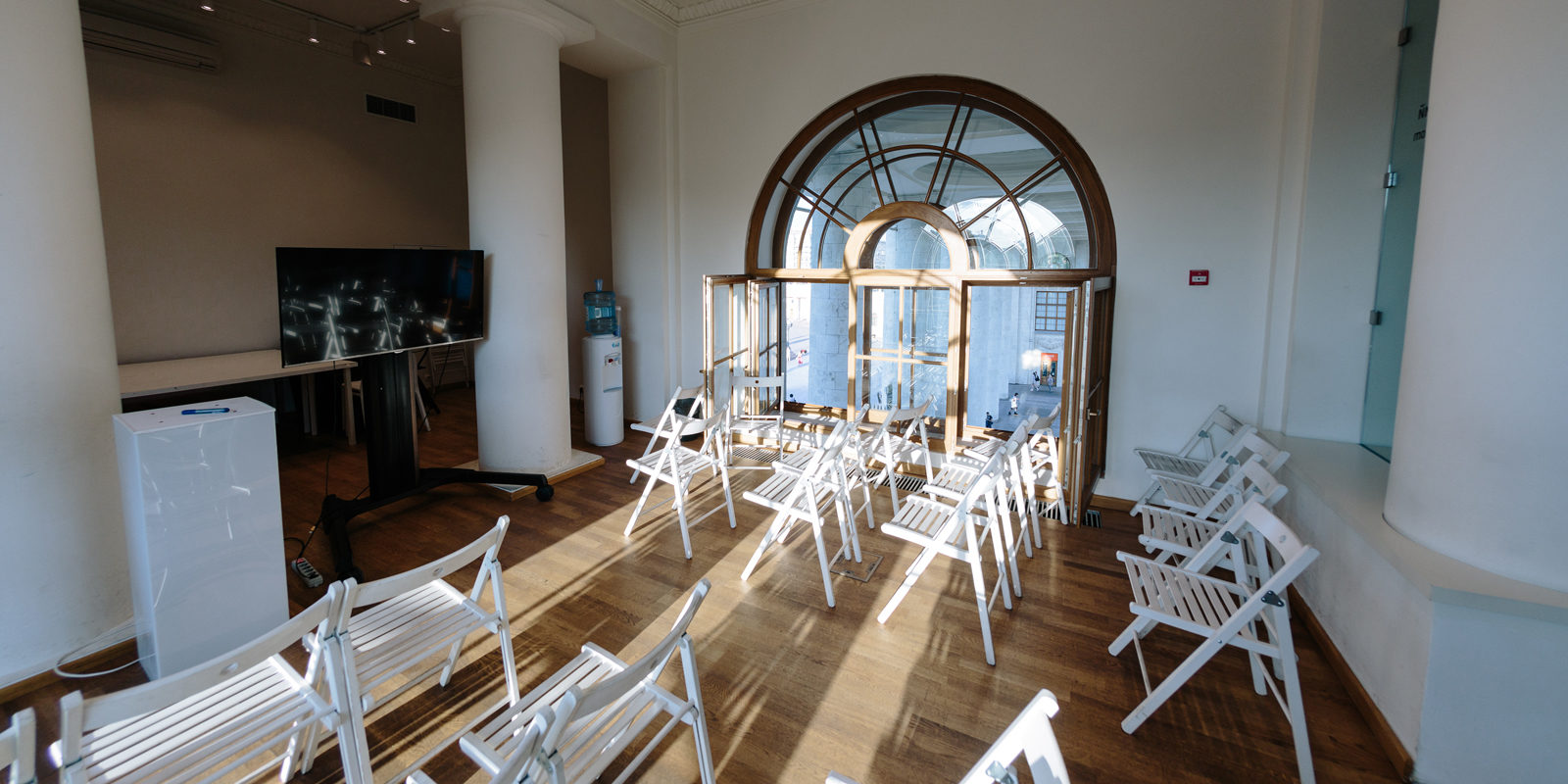 «Люди вне профессии. Екатерина Баринова» в лектории Парка Горького – события на сайте «Московские Сезоны»