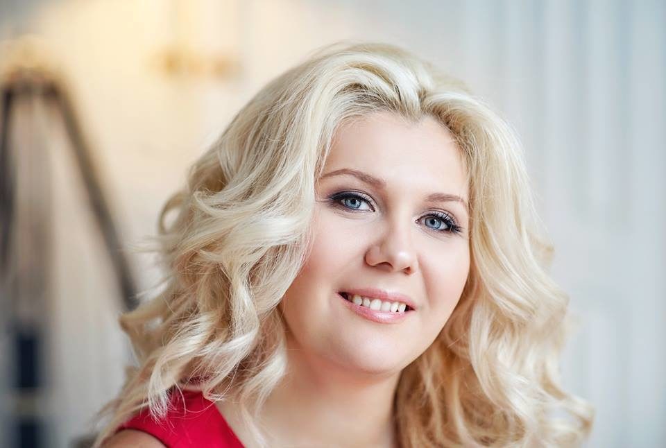 Библиомост с Ольгой Савельевой – события на сайте «Московские Сезоны»