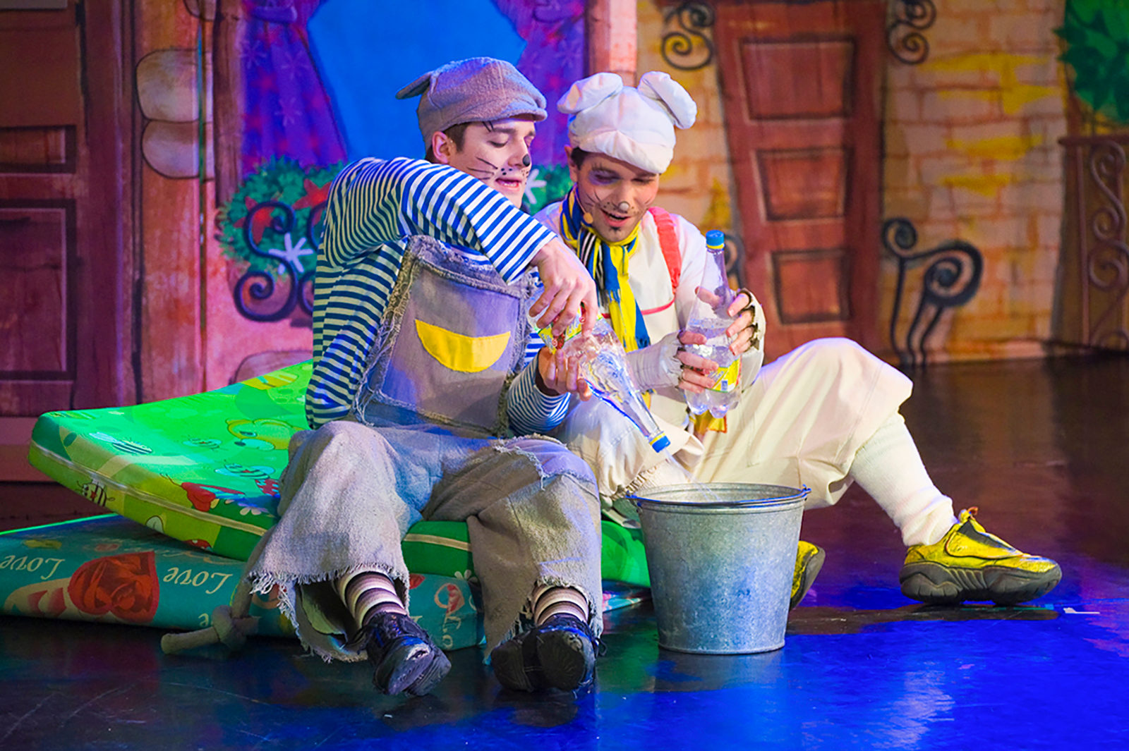 «Новый год с котом Леопольдом» в «Театре на высоте» – события на сайте «Московские Сезоны»