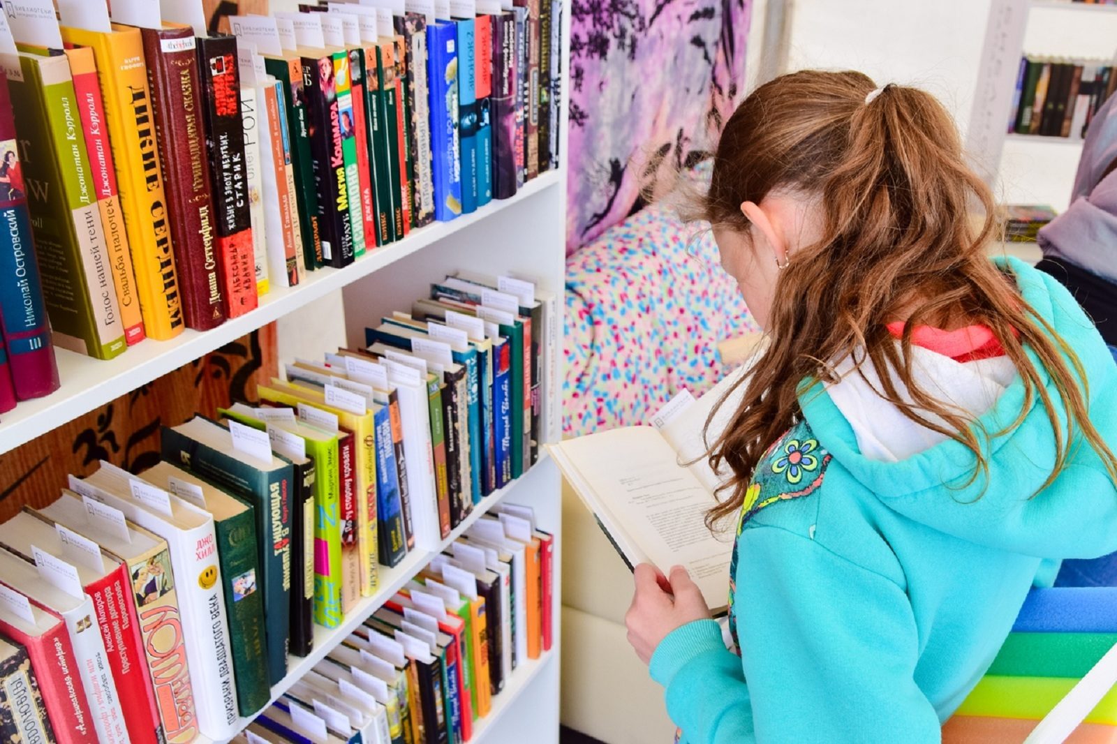 «Наш веселый Новый год» в библиотеке № 221 имени Р.И. Рождественского – события на сайте «Московские Сезоны»