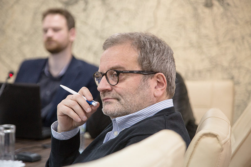 Лекция Анатолия Голубовского «Тайная история искусств: Супермузей» – события на сайте «Московские Сезоны»