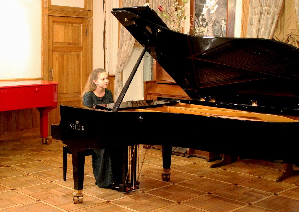 Концерт «Музыкальные сувениры» – события на сайте «Московские Сезоны»