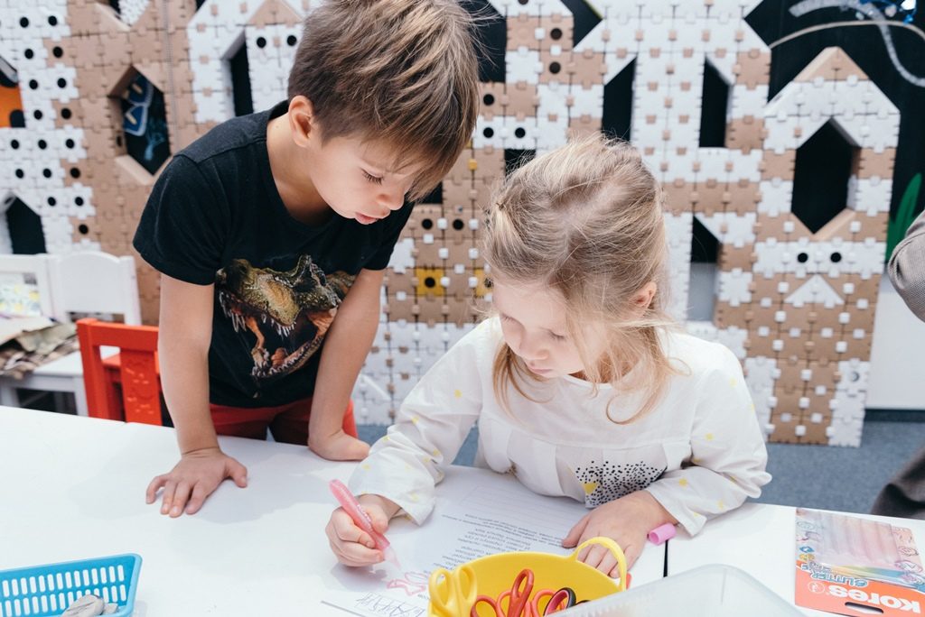 Программа «Олимпиадная математика с Учи.ру в Еврейском музее» – события на сайте «Московские Сезоны»