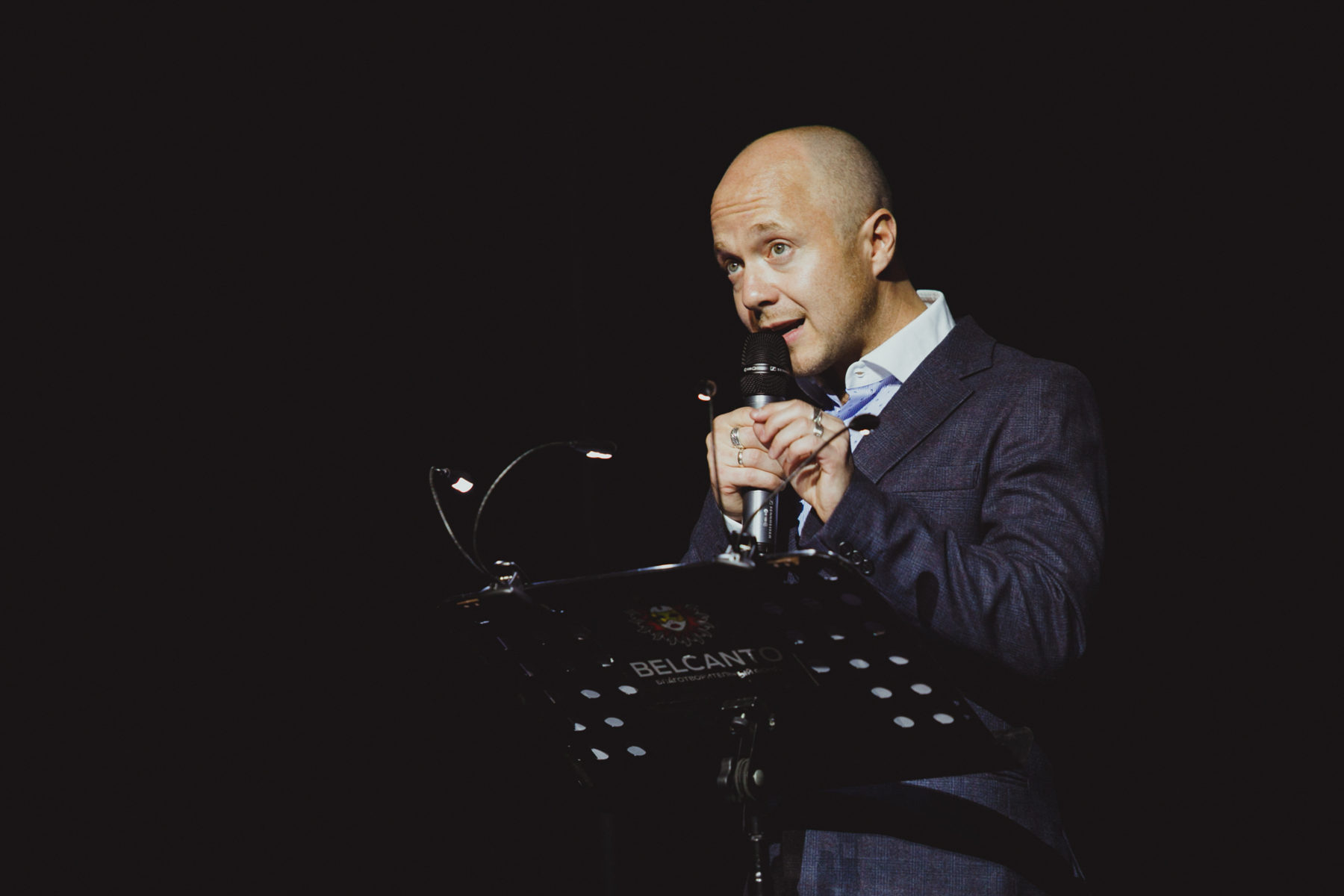 Сказка с органом и песочной анимацией «В пещере горного короля, или Пер Гюнт» – события на сайте «Московские Сезоны»