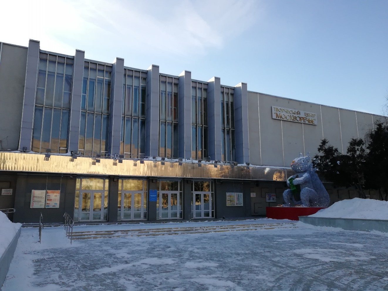 Выставка «Пока живу – люблю» – события на сайте «Московские Сезоны»