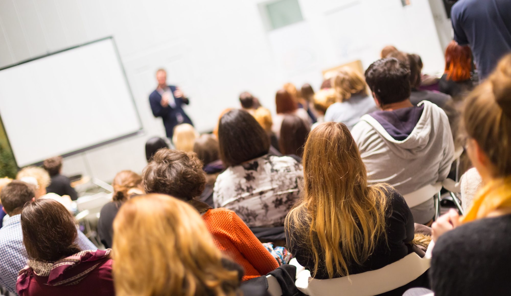 Дискуссионная встреча «Женщина в современном мире» – события на сайте «Московские Сезоны»