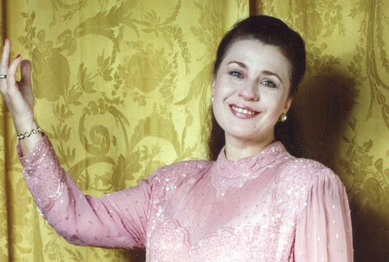 Выставка «Валентина Толкунова. Разговор с женщиной» – события на сайте «Московские Сезоны»