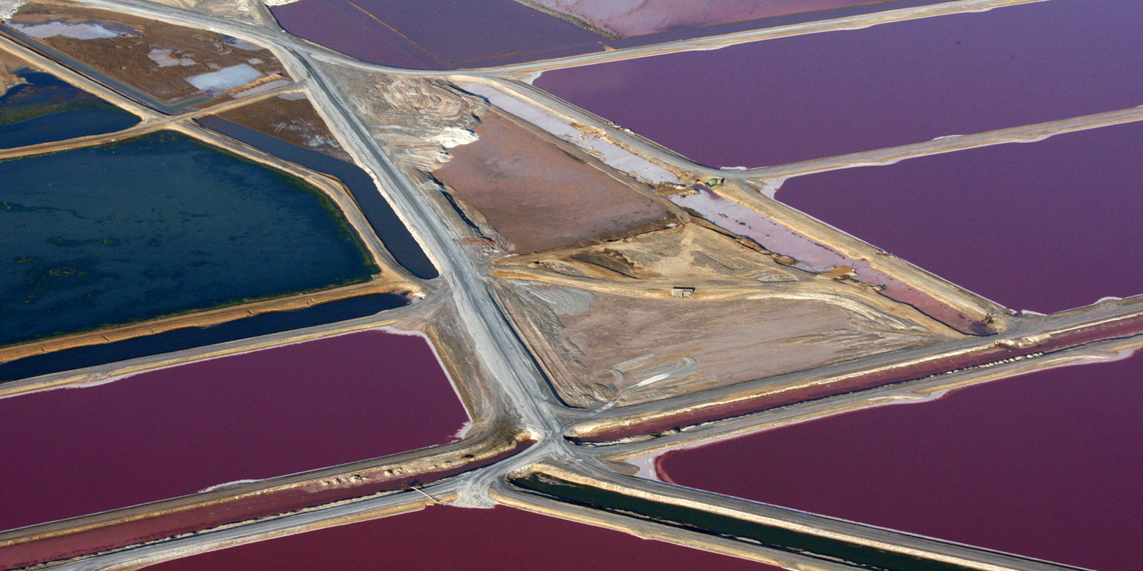 «Африка: zoom in / zoom out» в Манеже – события на сайте «Московские Сезоны»