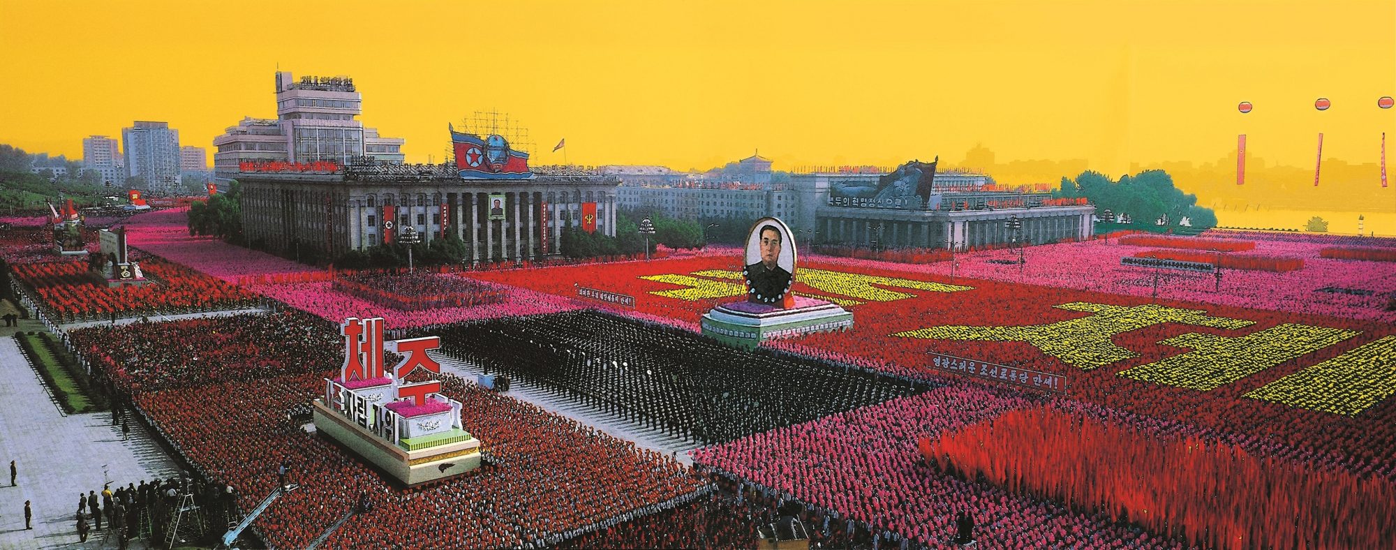 Выставка «Пьер Паоло Косс. Глэм-эстетика власти. Путешествие в Северную Корею» – события на сайте «Московские Сезоны»