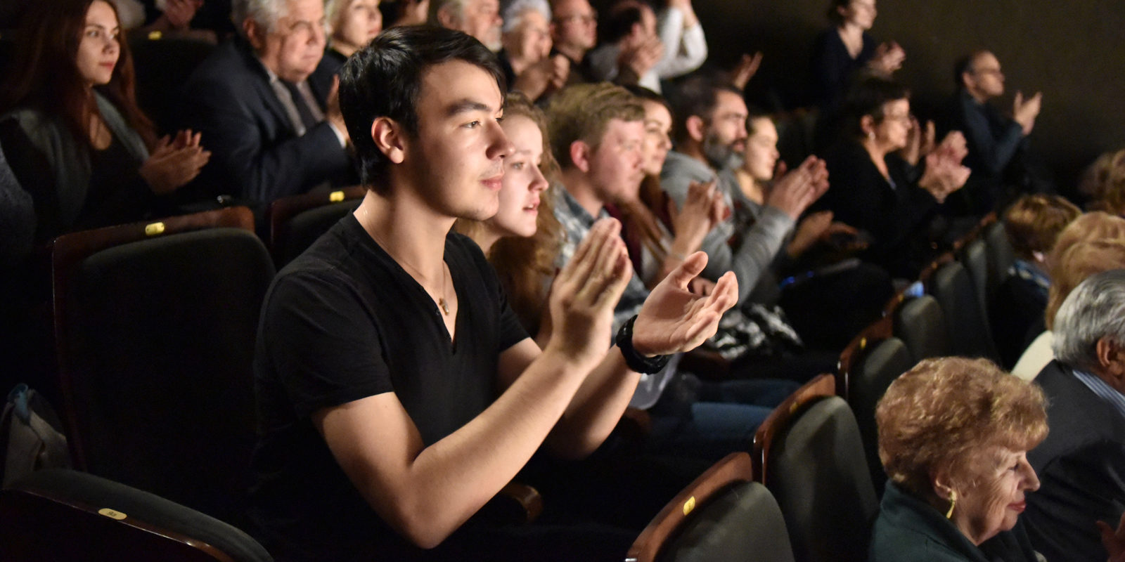 «Война глазами детей» в театре «Модерн» – события на сайте «Московские Сезоны»