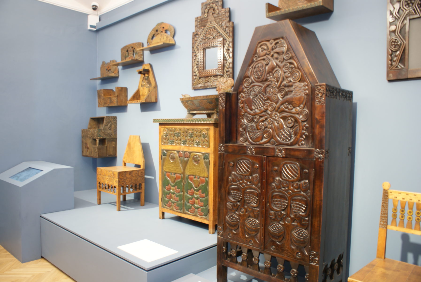 Весна в Русском стиле. Тематическая программа «Многоуважаемый шкаф» – события на сайте «Московские Сезоны»