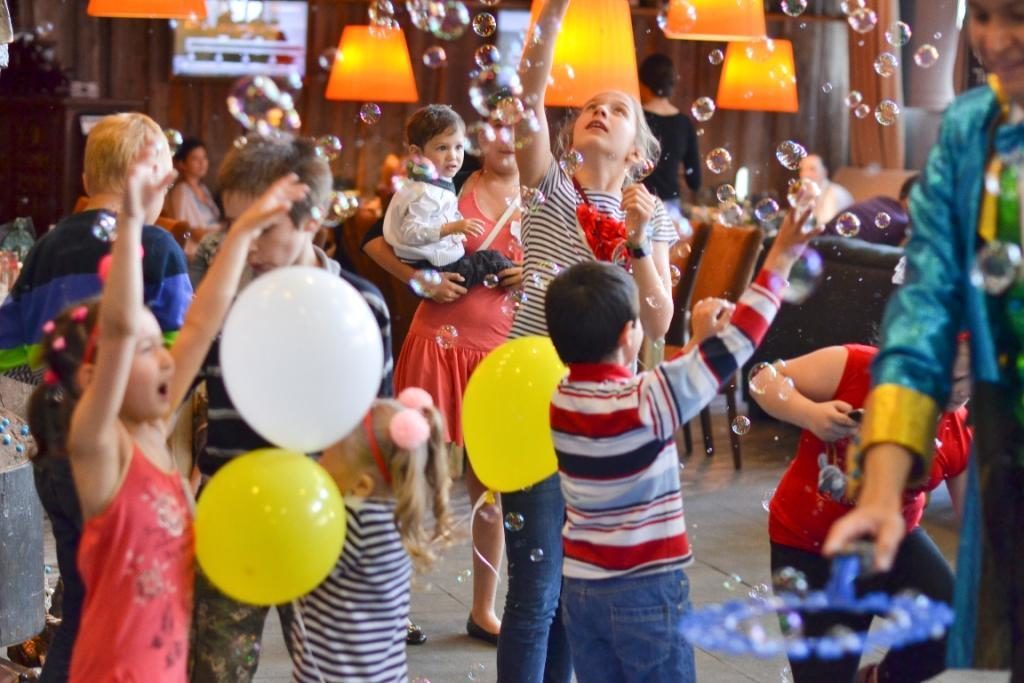 Программа «Праздник мам» – события на сайте «Московские Сезоны»