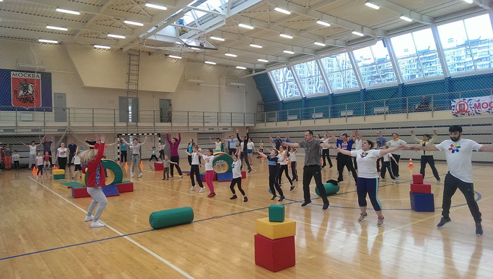 «Весенние забавы» в физкультурно-оздоровительном комплексе «Дорожная, 44» – события на сайте «Московские Сезоны»