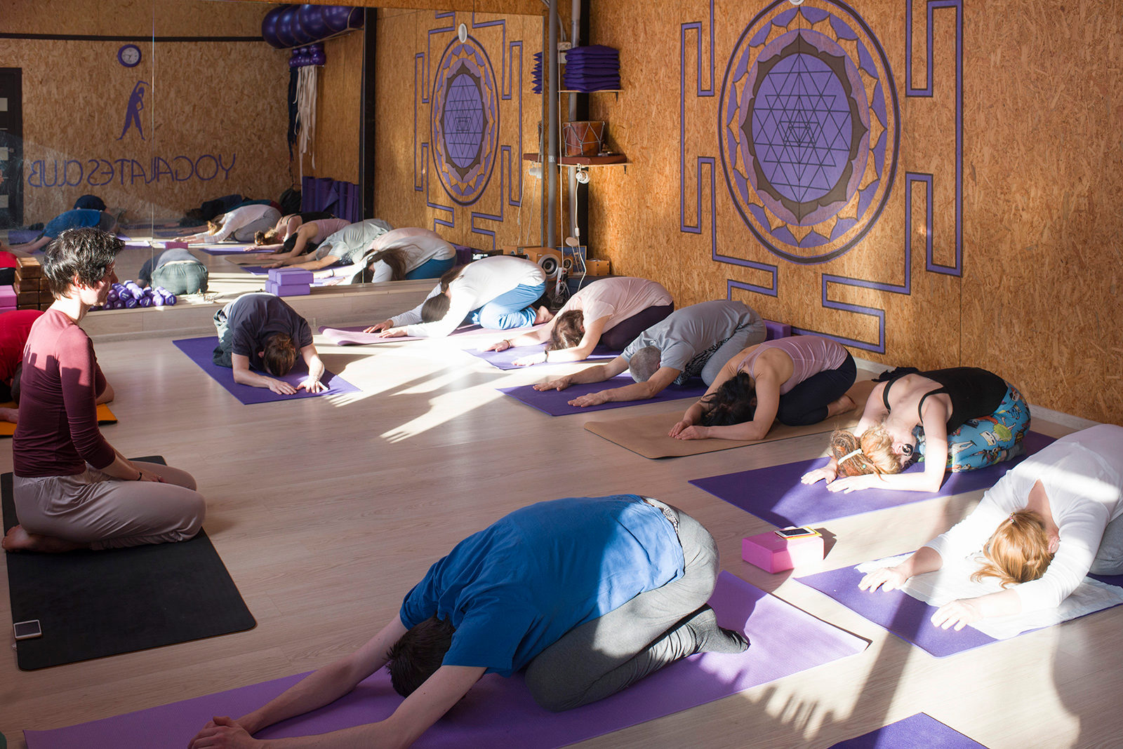 Занятие по йоге в саду имени Баумана – события на сайте «Московские Сезоны»