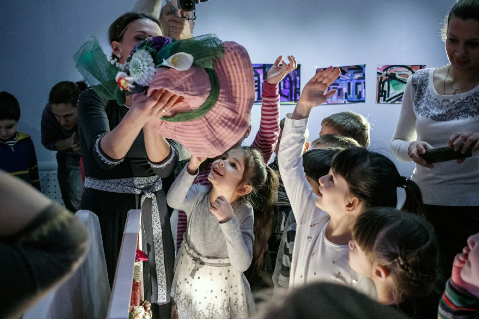 «В гостях у Бабушки-яги» в галерее «Солнцево» – события на сайте «Московские Сезоны»