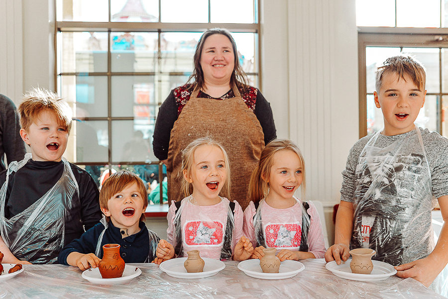 «Творческая мастерская», «Дом ремесленника» и «Поварская школа» на Ореховом бульваре – события на сайте «Московские Сезоны»
