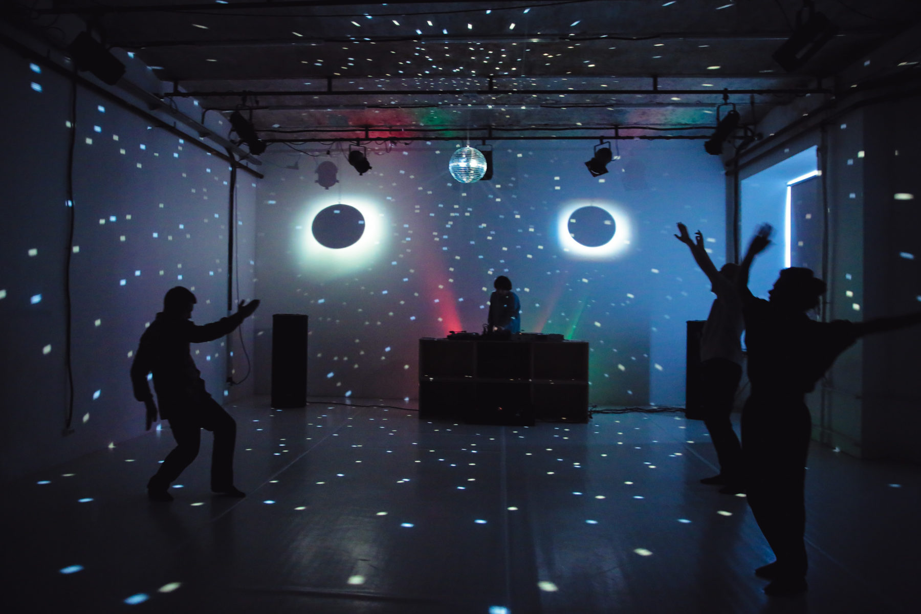 Спектакль «Диджей Павел» – события на сайте «Московские Сезоны»