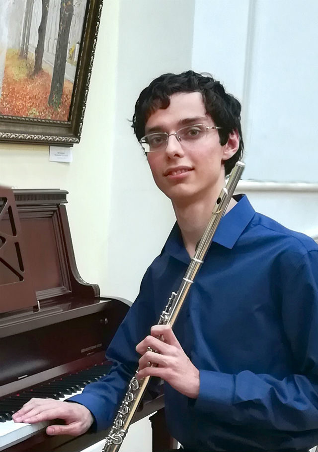 Антон Рогожин представляет концерт «Другая флейта» – события на сайте «Московские Сезоны»