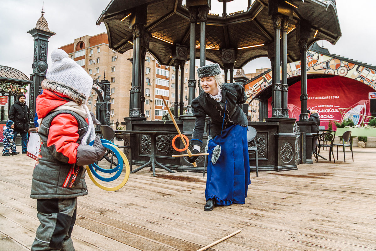 «Бальный зал», любимые блюда императоров и выступления творческих коллективов на Профсоюзной улице – события на сайте «Московские Сезоны»