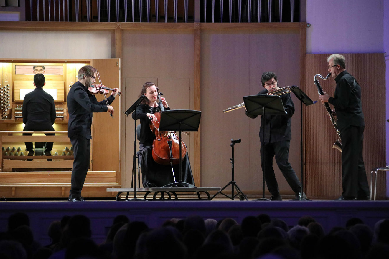 Концерт Mad songs – события на сайте «Московские Сезоны»