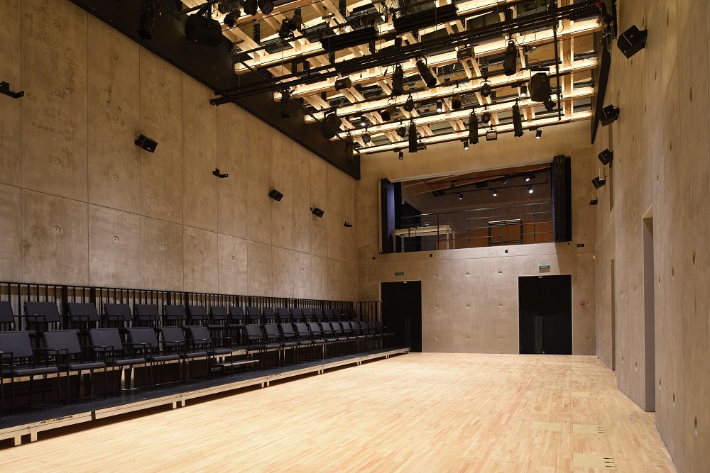 Спектакль «Служанки бульвара Сансет» – события на сайте «Московские Сезоны»